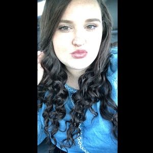 Meet your Posher, Marissa